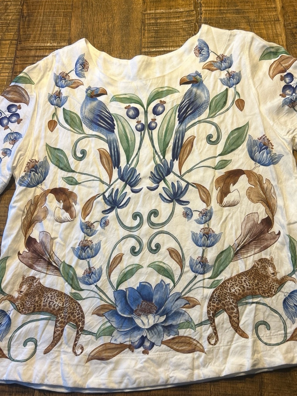 Farm Rio Elsa shirt
